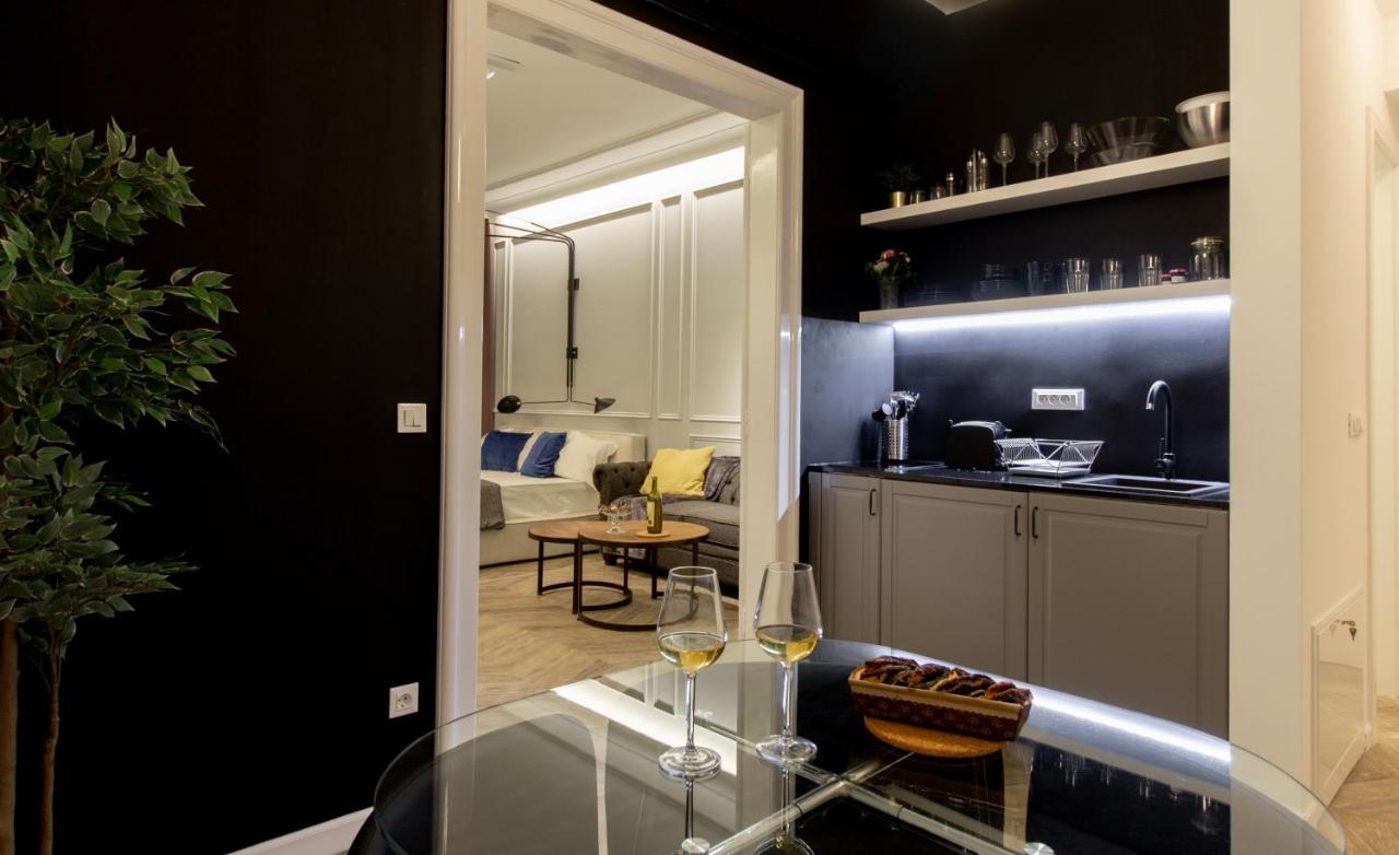 Tesla Design Apartments Zagreb Buitenkant foto
