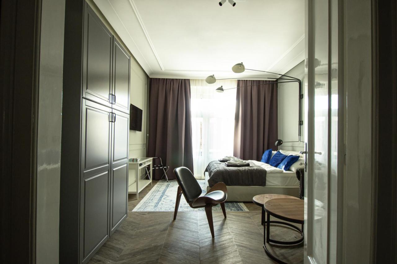 Tesla Design Apartments Zagreb Buitenkant foto